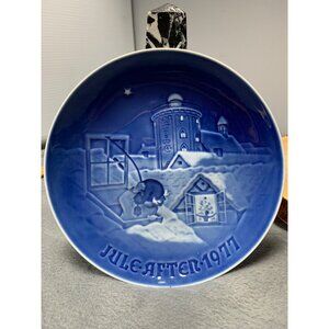 Bing & Grondahl 1977 Jule Aften Christmas Plate Porcelain Copenhagen Denmark